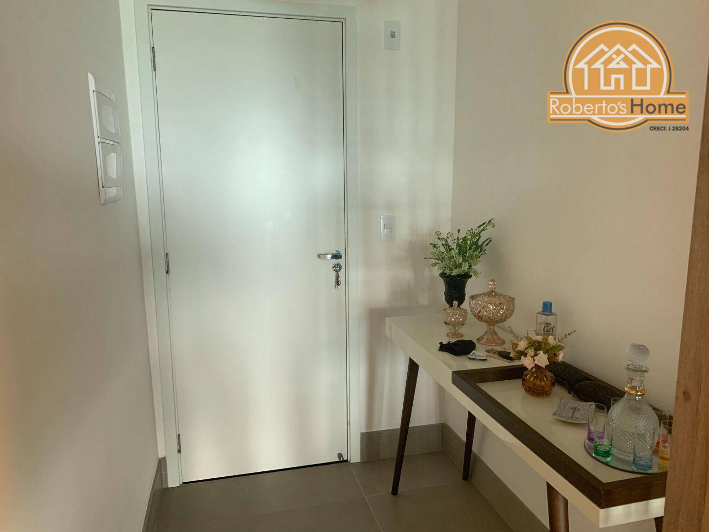 Apartamento à venda com 2 quartos, 84m² - Foto 3