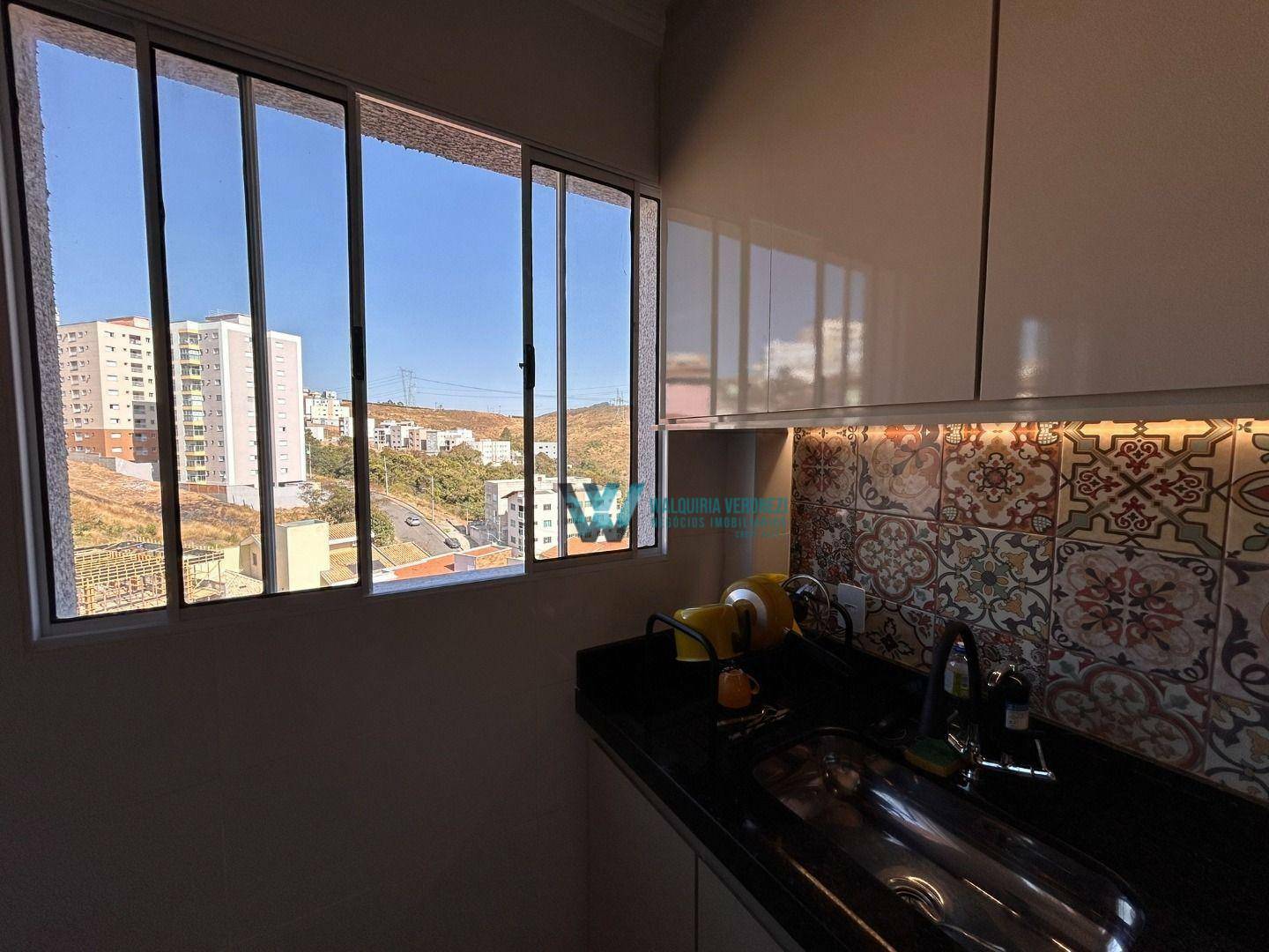 Apartamento à venda com 2 quartos, 64m² - Foto 7