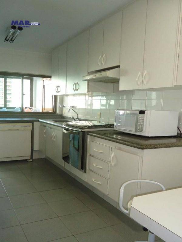 Apartamento à venda com 3 quartos, 200m² - Foto 17