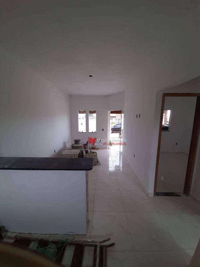 Casa à venda com 2 quartos, 48m² - Foto 21