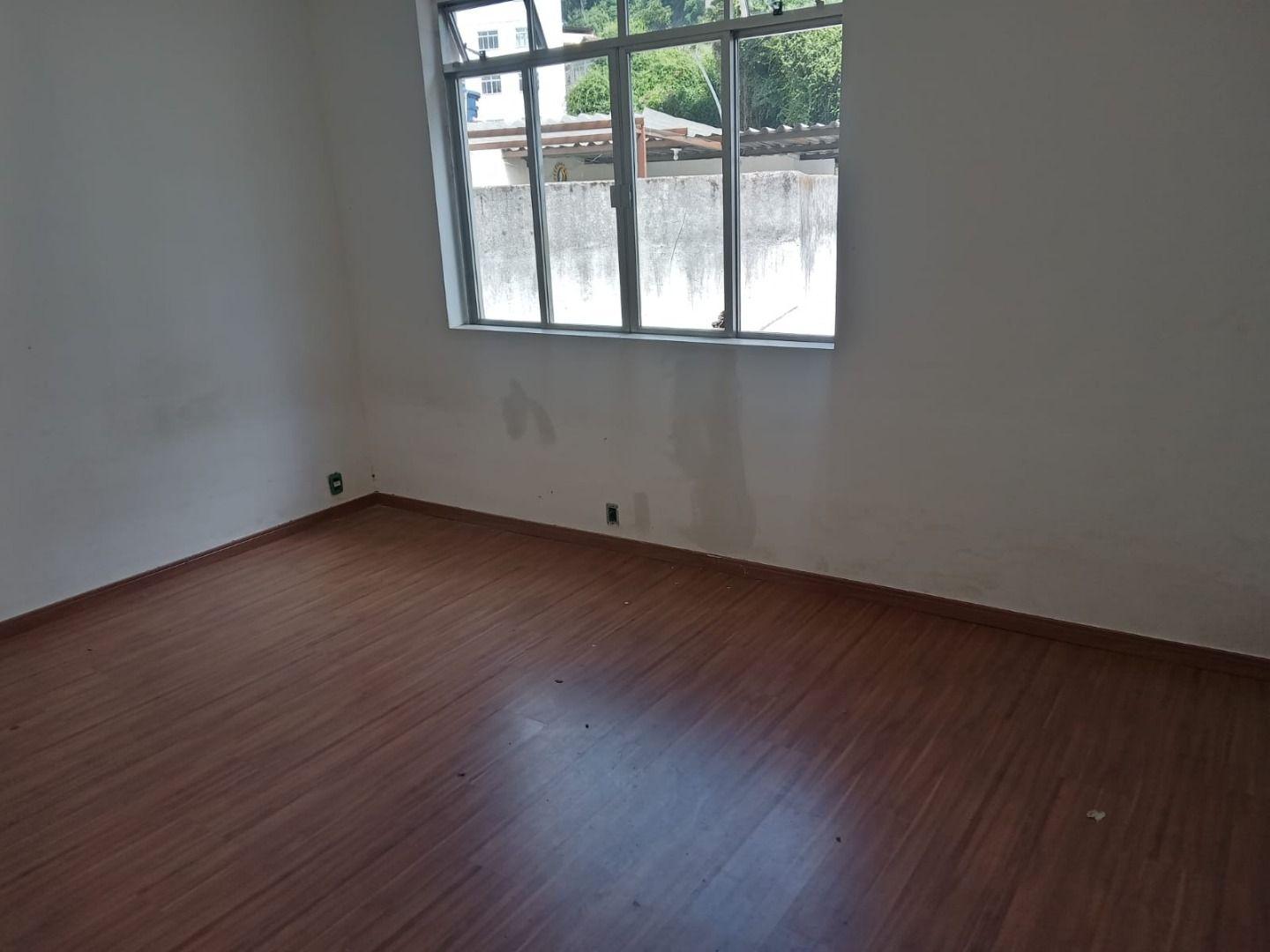 Casa à venda com 4 quartos, 103m² - Foto 25