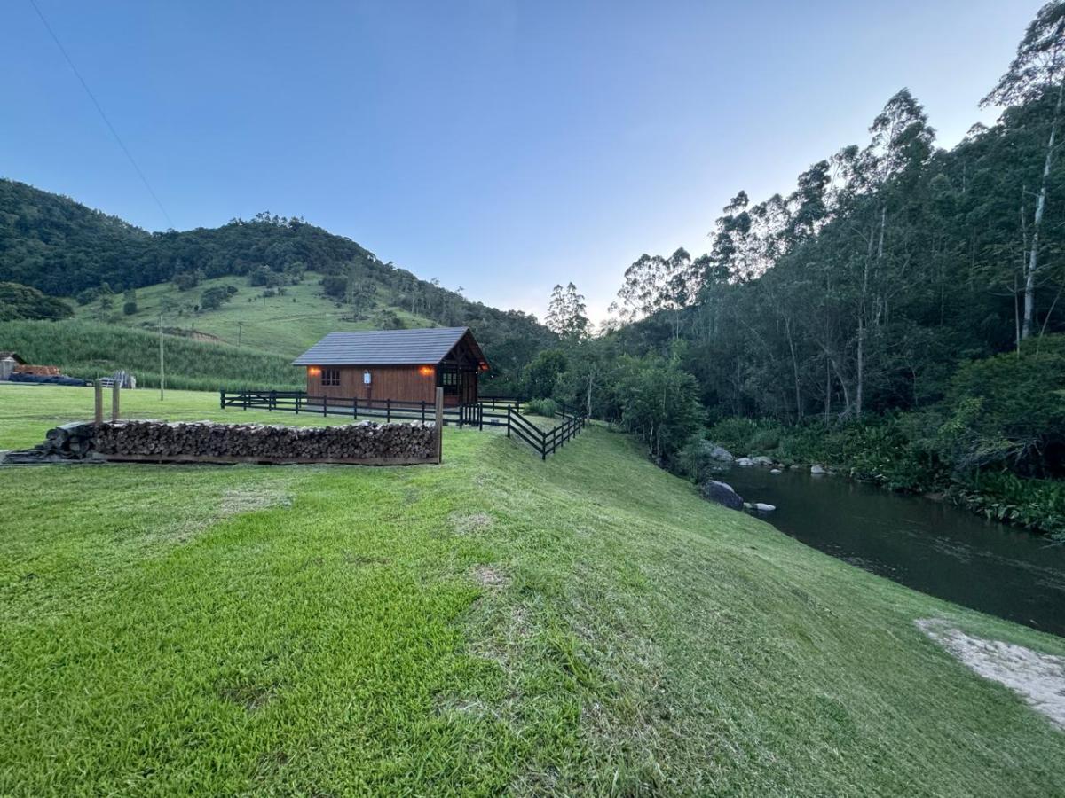 Prédio Inteiro à venda com 2 quartos, 100m² - Foto 12