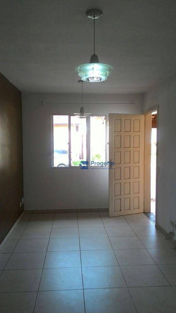 Casa de Condomínio à venda com 2 quartos, 56m² - Foto 2