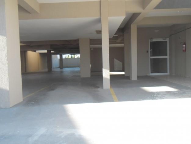 Apartamento à venda com 3 quartos, 77m² - Foto 4