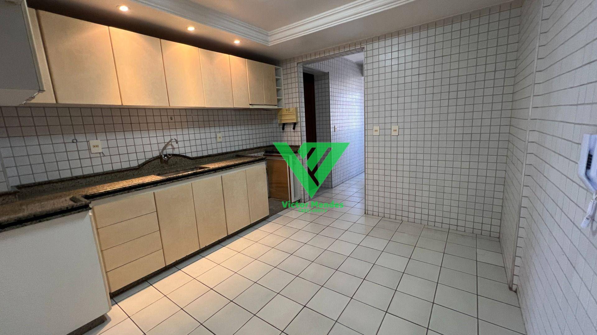 Apartamento à venda com 3 quartos, 145m² - Foto 44