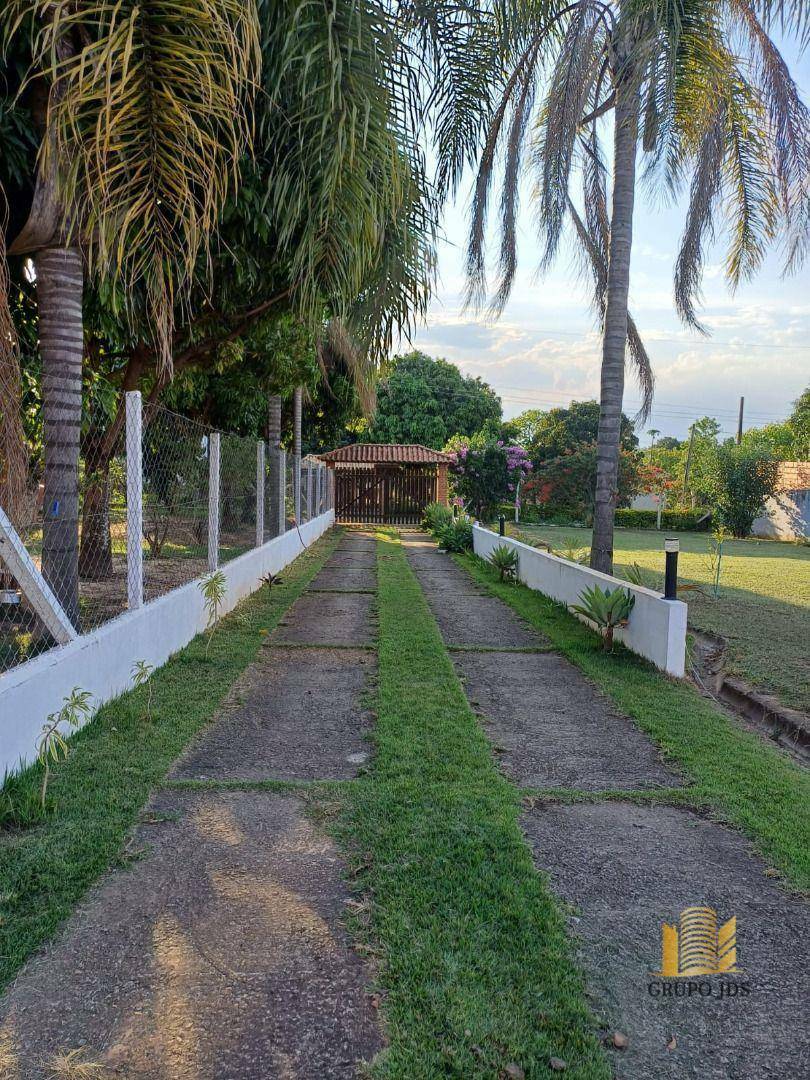 Chácara à venda com 2 quartos, 180m² - Foto 3
