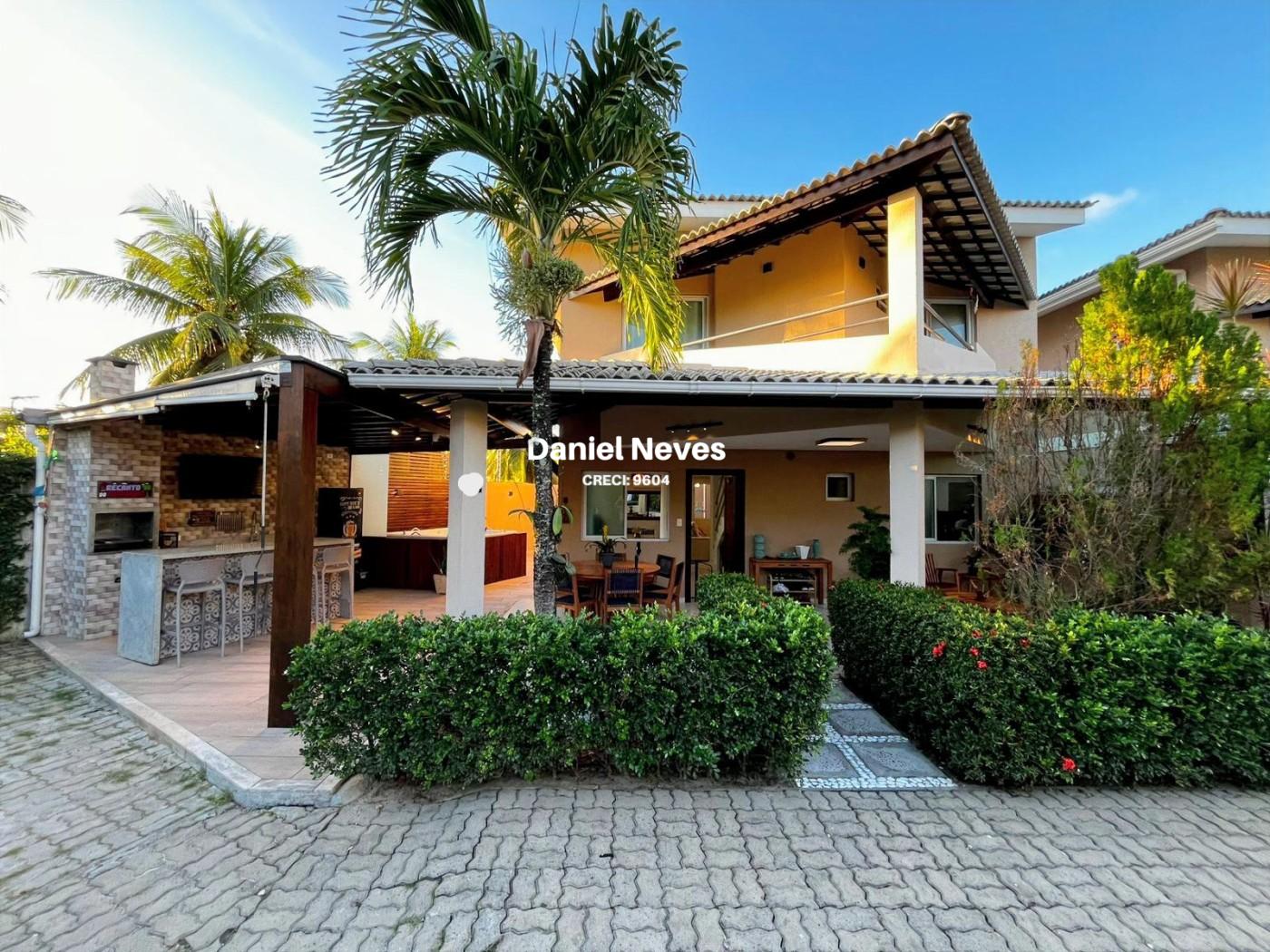 Casa de Condomínio à venda com 3 quartos, 200m² - Foto 1