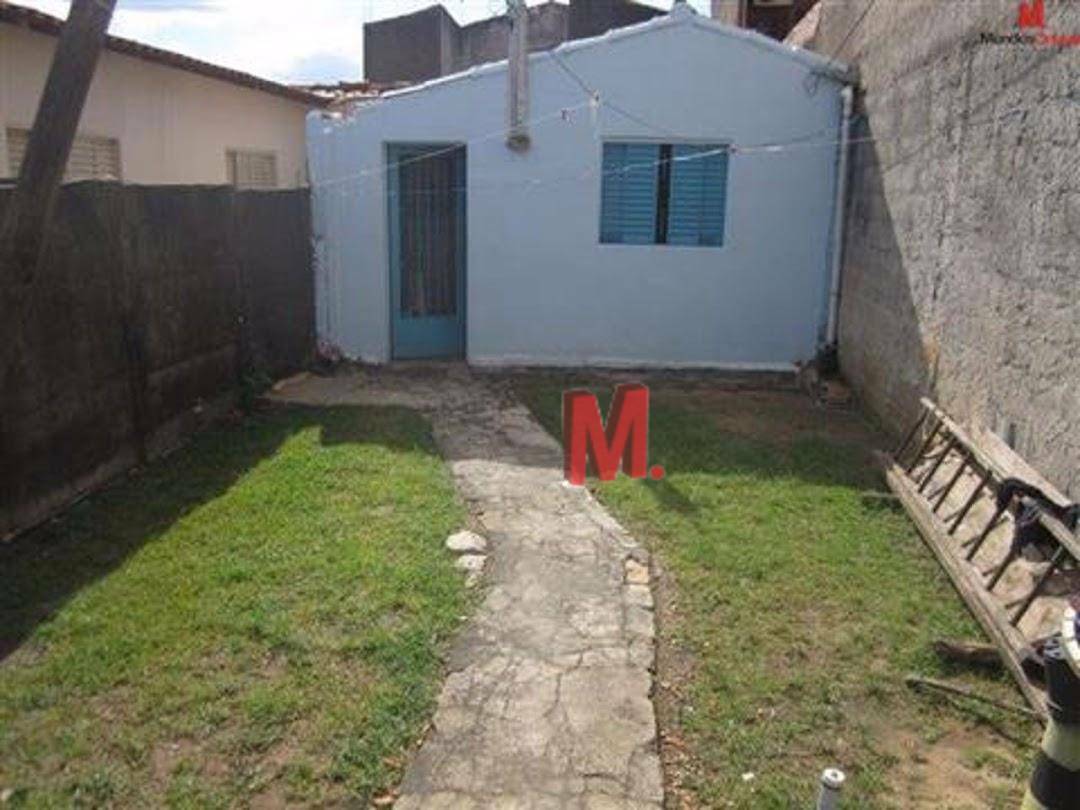 Casa à venda com 2 quartos, 57m² - Foto 4