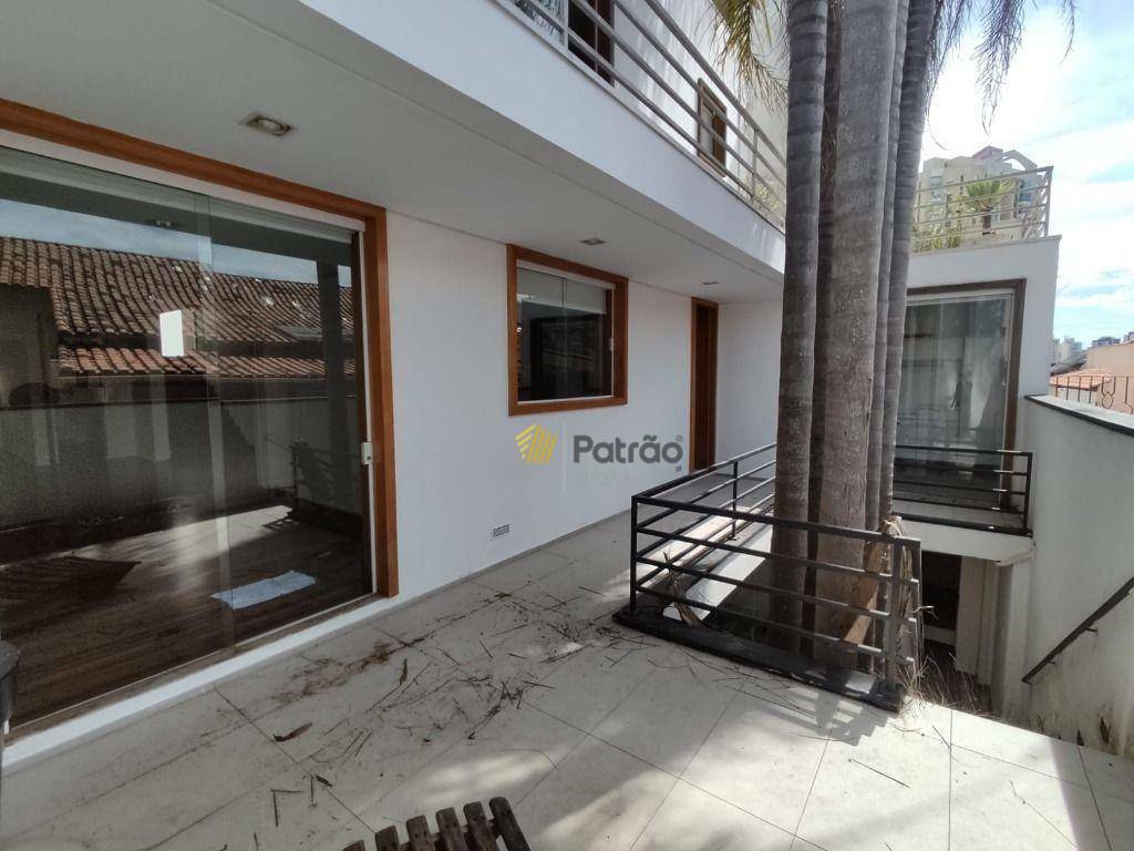 Sobrado à venda com 3 quartos, 500m² - Foto 22