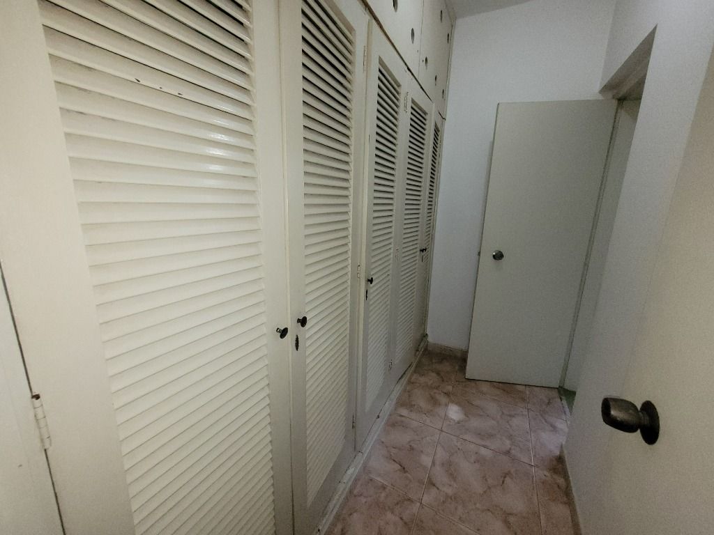 Apartamento à venda com 4 quartos, 250m² - Foto 23