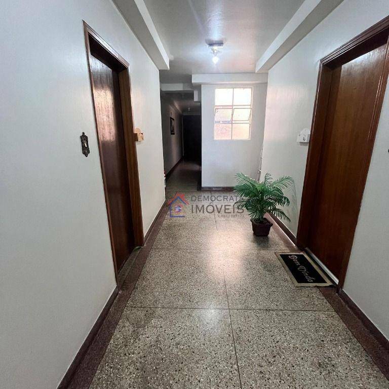 Apartamento à venda com 3 quartos, 110m² - Foto 23