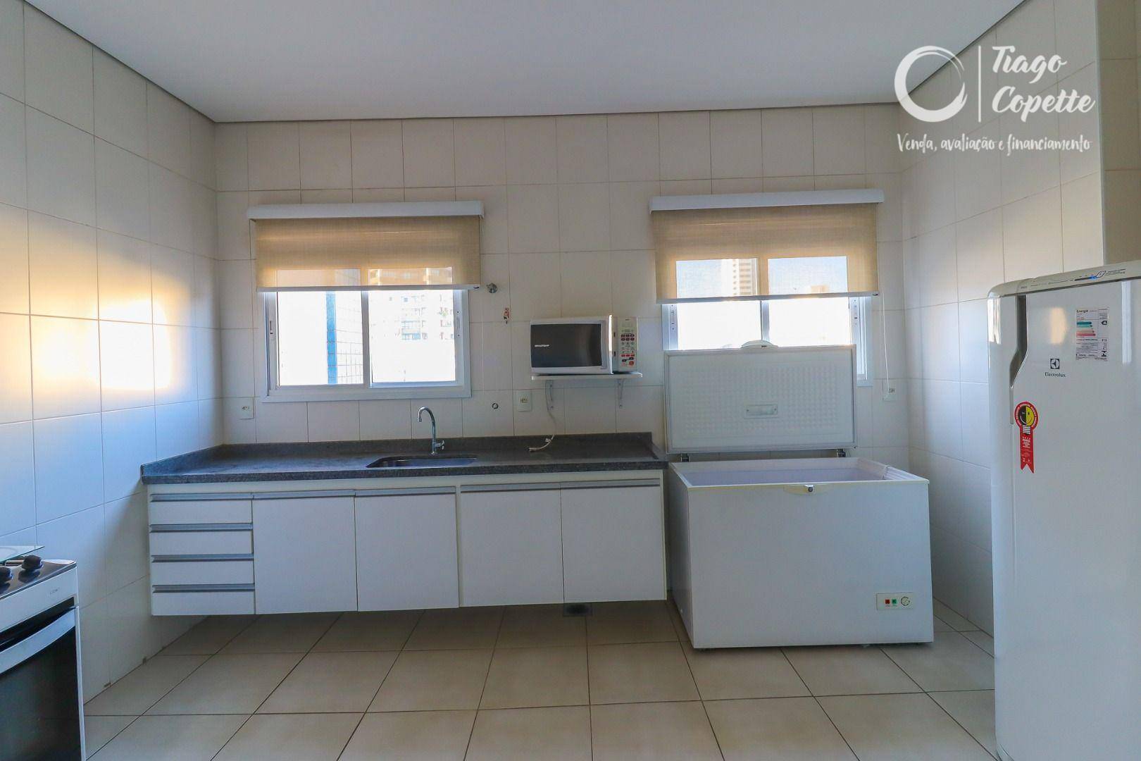 Apartamento à venda com 3 quartos, 124m² - Foto 11