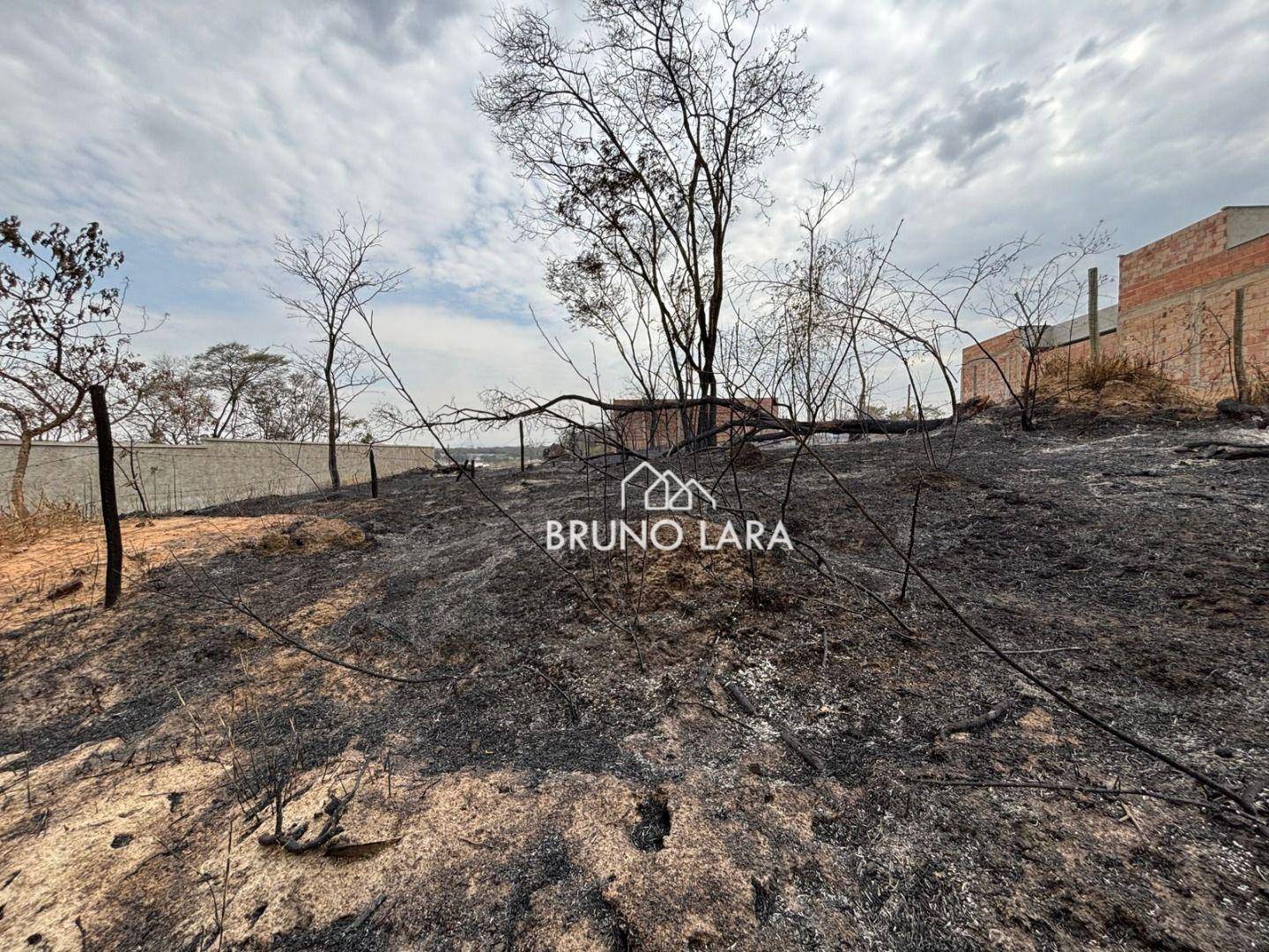 Terreno, 300 m² - Foto 3