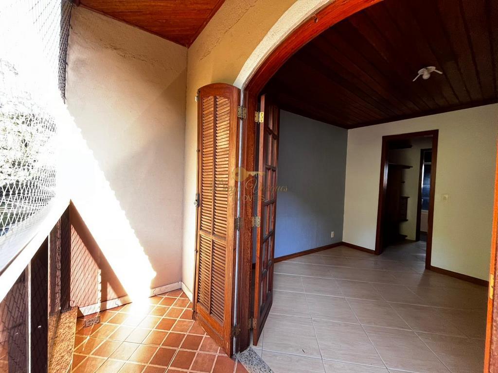 Casa à venda com 3 quartos, 70m² - Foto 28