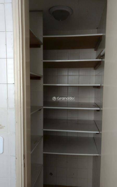 Apartamento à venda com 3 quartos, 77m² - Foto 8