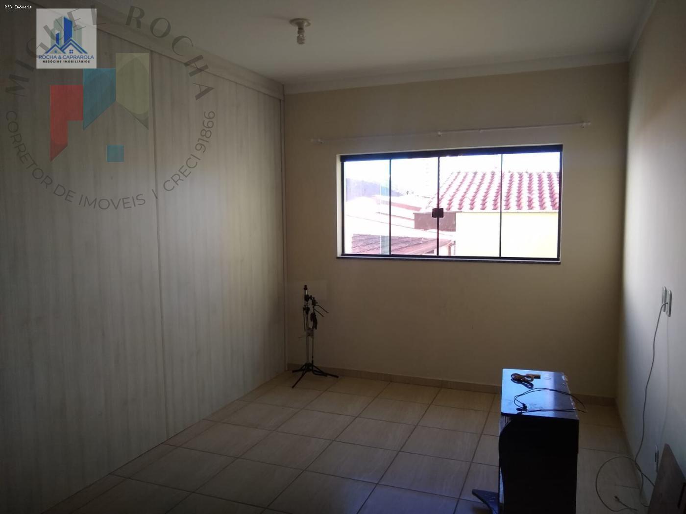 Prédio Inteiro à venda com 1 quarto, 135m² - Foto 2