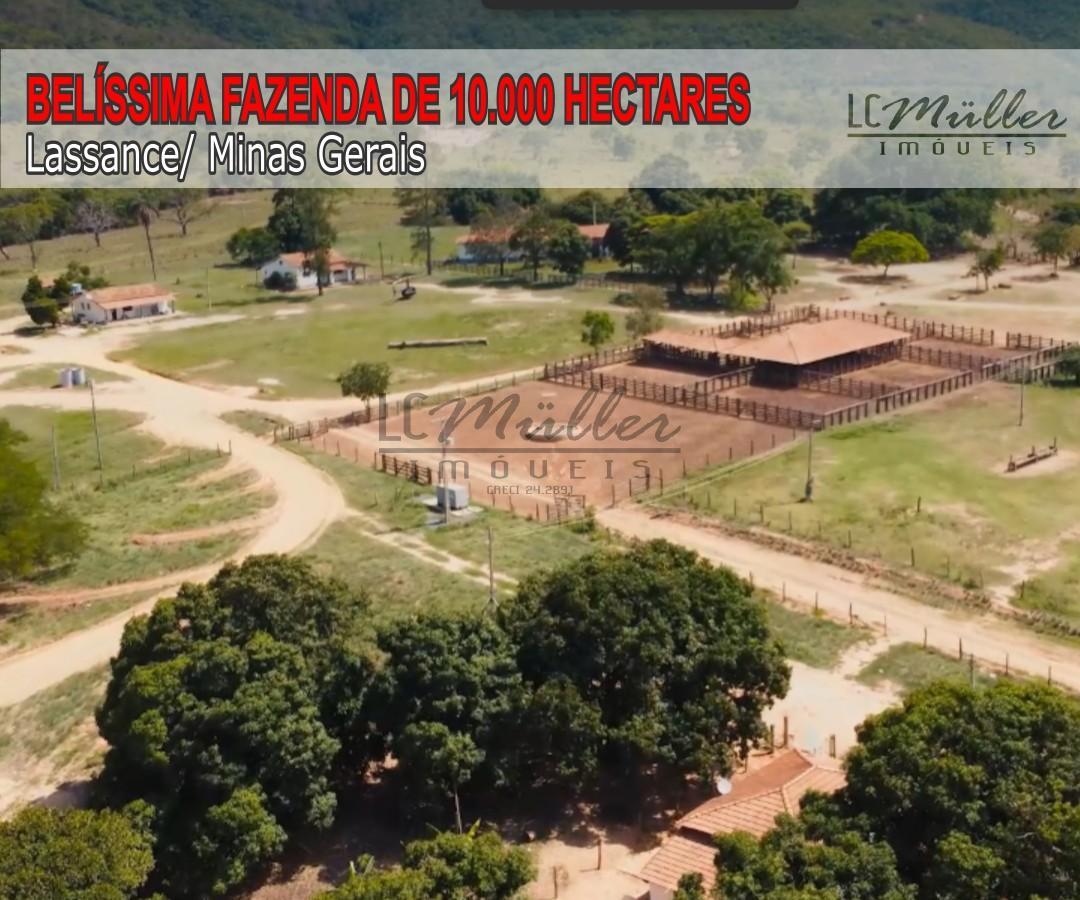 Fazenda à venda, 10000m² - Foto 1