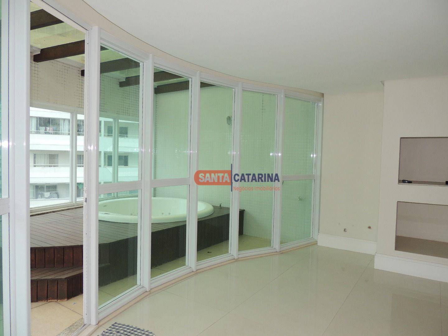 Apartamento à venda com 3 quartos, 254m² - Foto 6