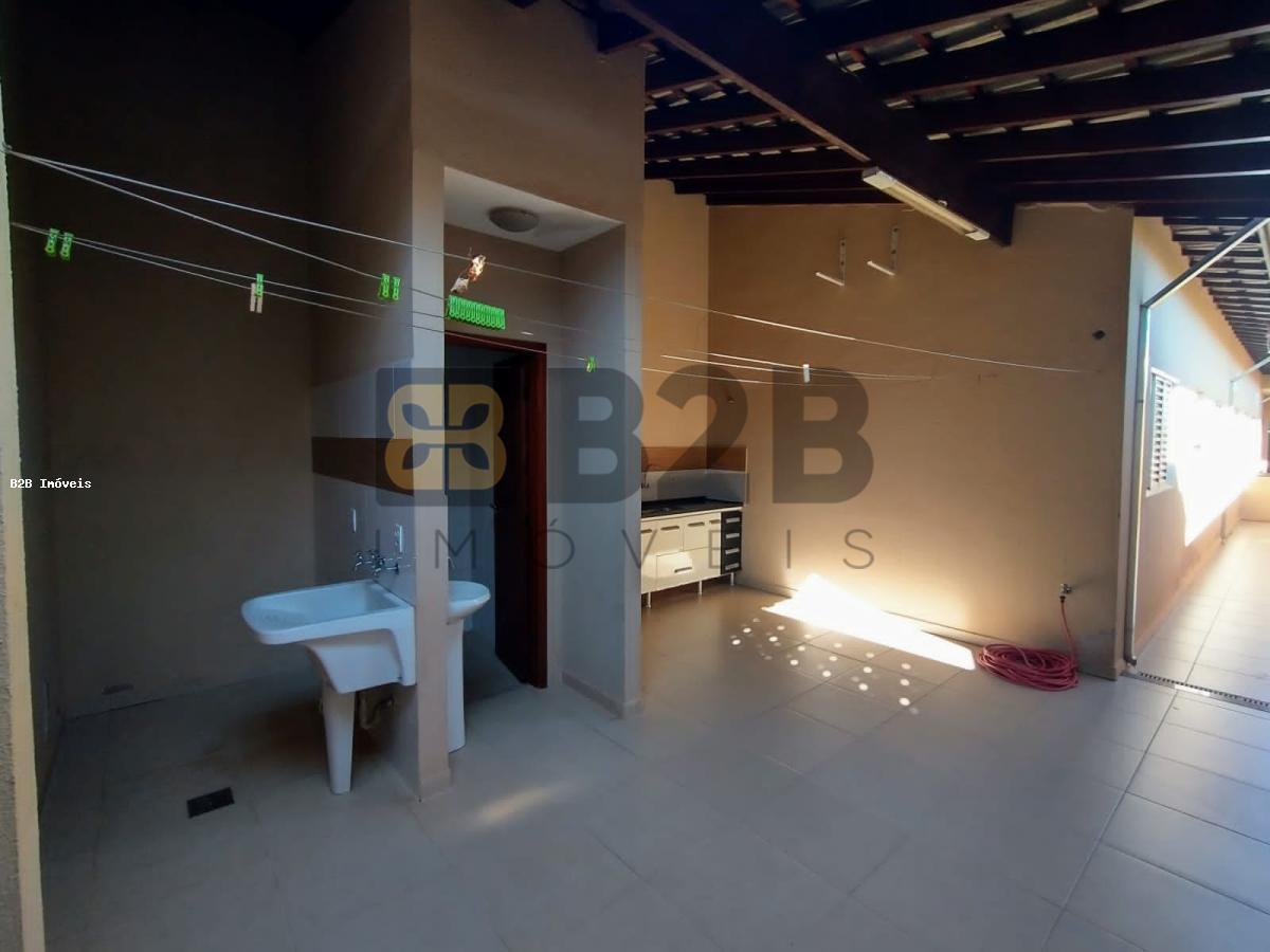 Casa à venda com 3 quartos, 127m² - Foto 18