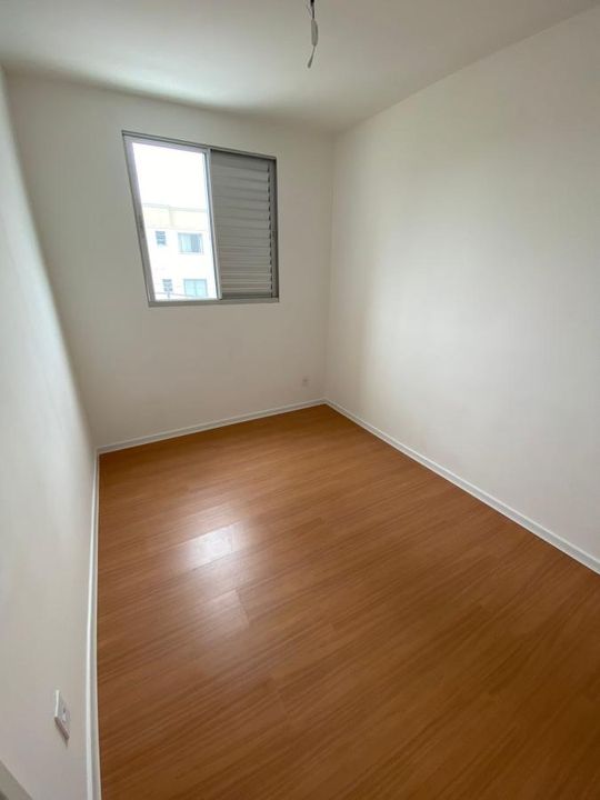 Apartamento à venda com 2 quartos, 45m² - Foto 3