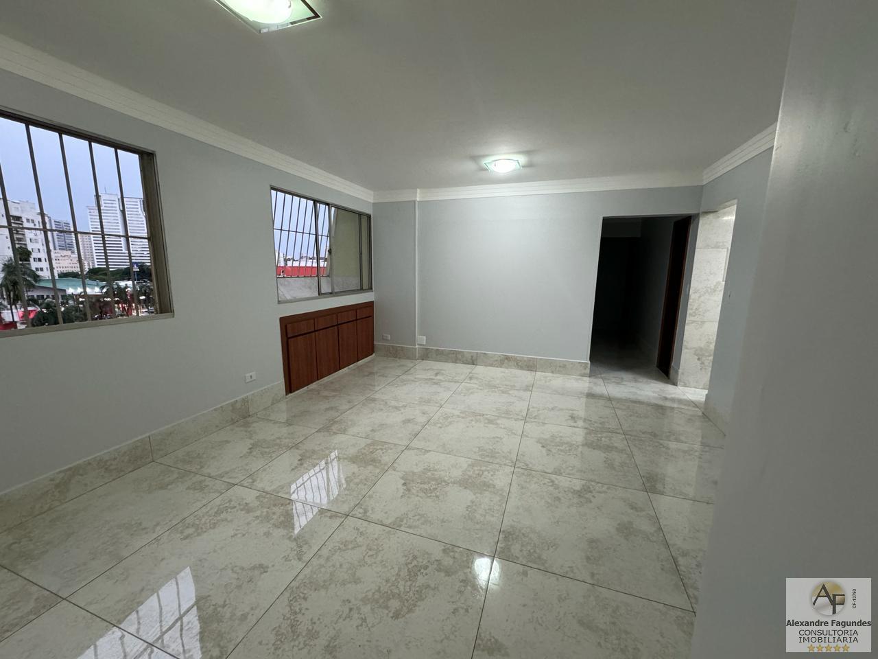 Apartamento à venda com 3 quartos, 94m² - Foto 10