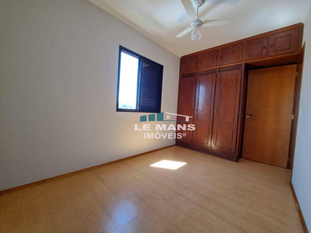 Apartamento à venda com 3 quartos, 75m² - Foto 18