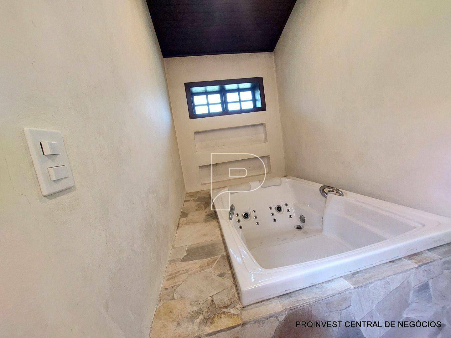 Casa de Condomínio à venda com 3 quartos, 390m² - Foto 32