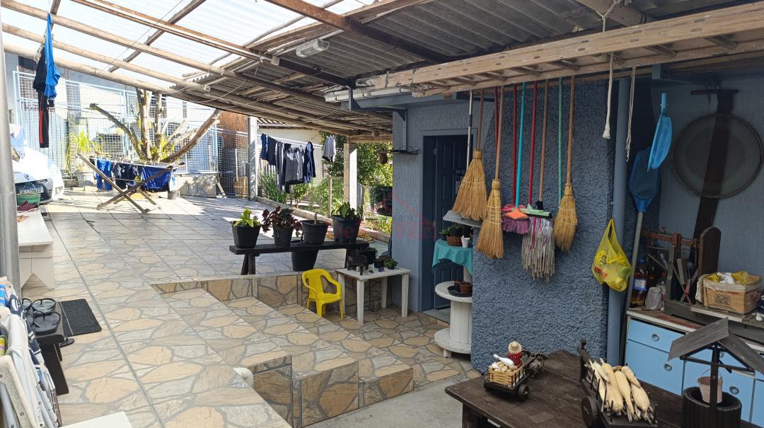 Casa à venda com 3 quartos, 360m² - Foto 29