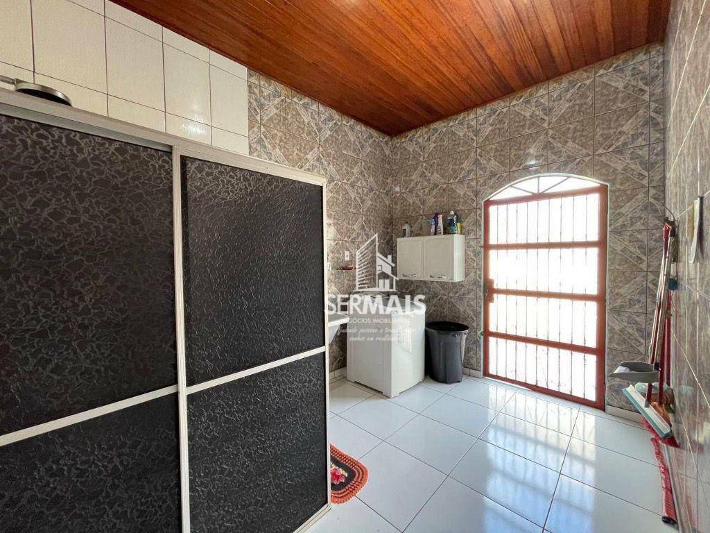 Casa à venda com 4 quartos, 232m² - Foto 22