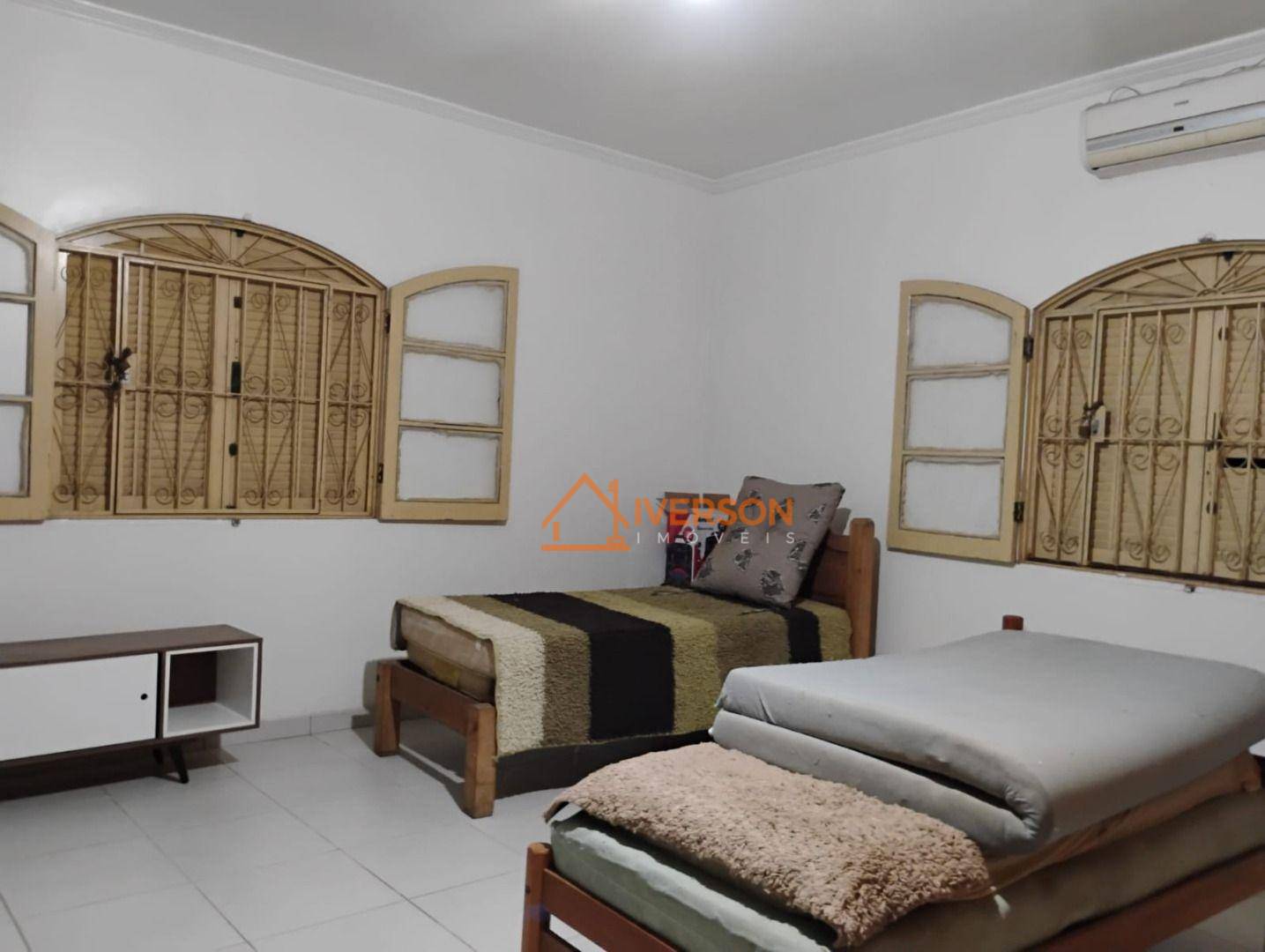 Chácara à venda com 2 quartos, 200m² - Foto 33