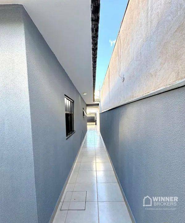 Casa à venda com 3 quartos, 67m² - Foto 4