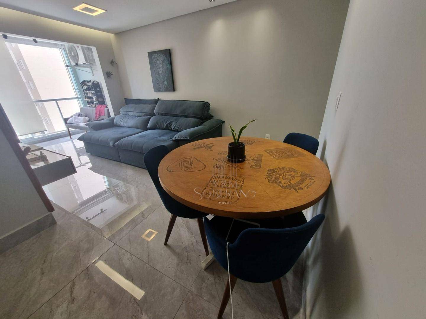 Apartamento à venda com 2 quartos, 75m² - Foto 8