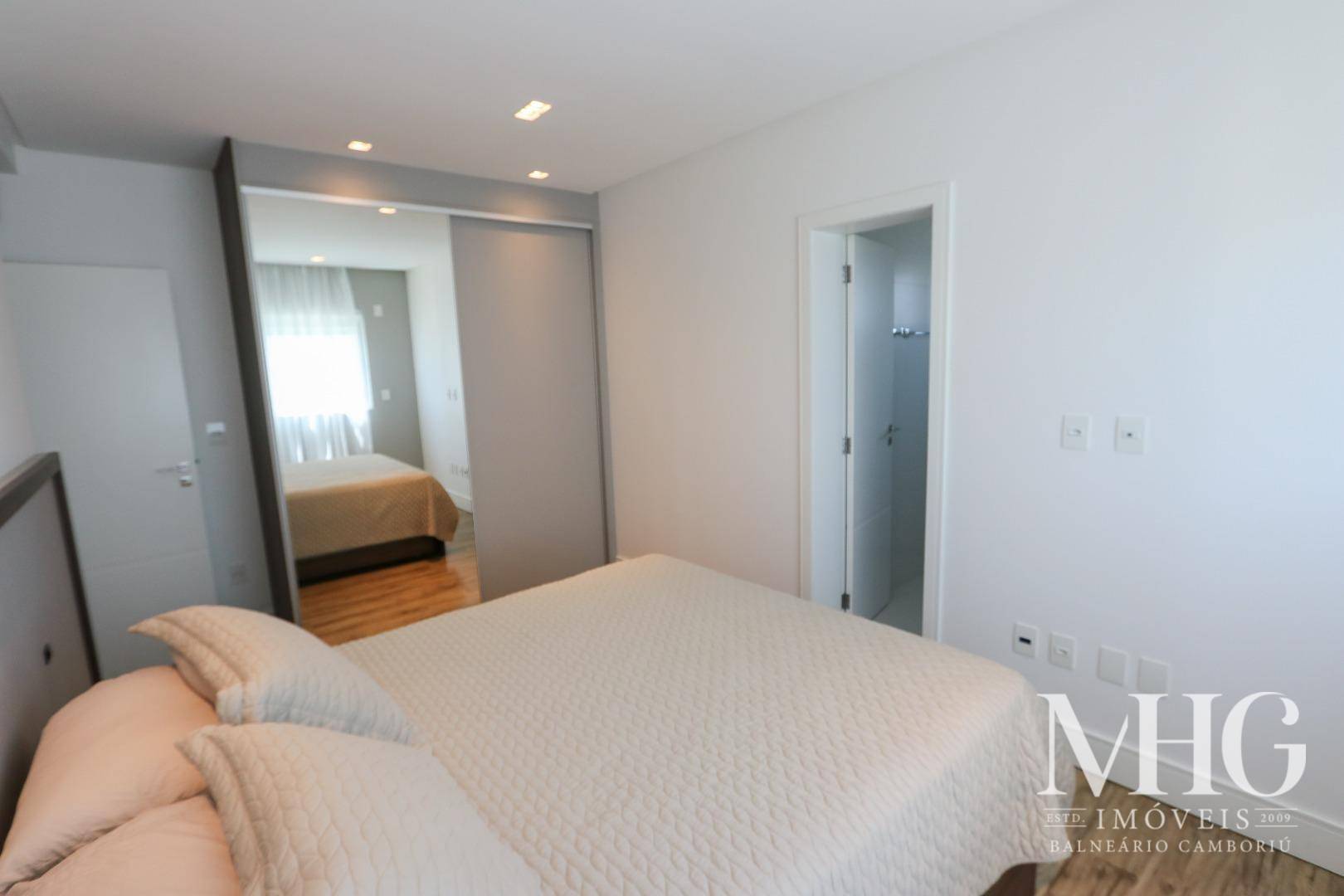 Apartamento à venda com 3 quartos, 164m² - Foto 24