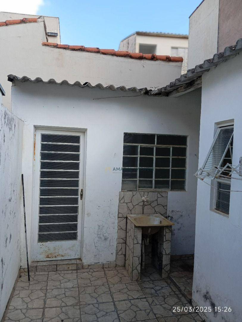 Casa à venda e aluguel com 2 quartos, 85m² - Foto 13