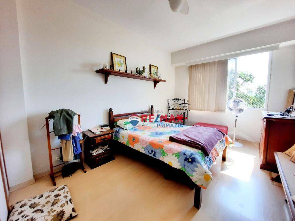 Apartamento à venda com 4 quartos, 231m² - Foto 31