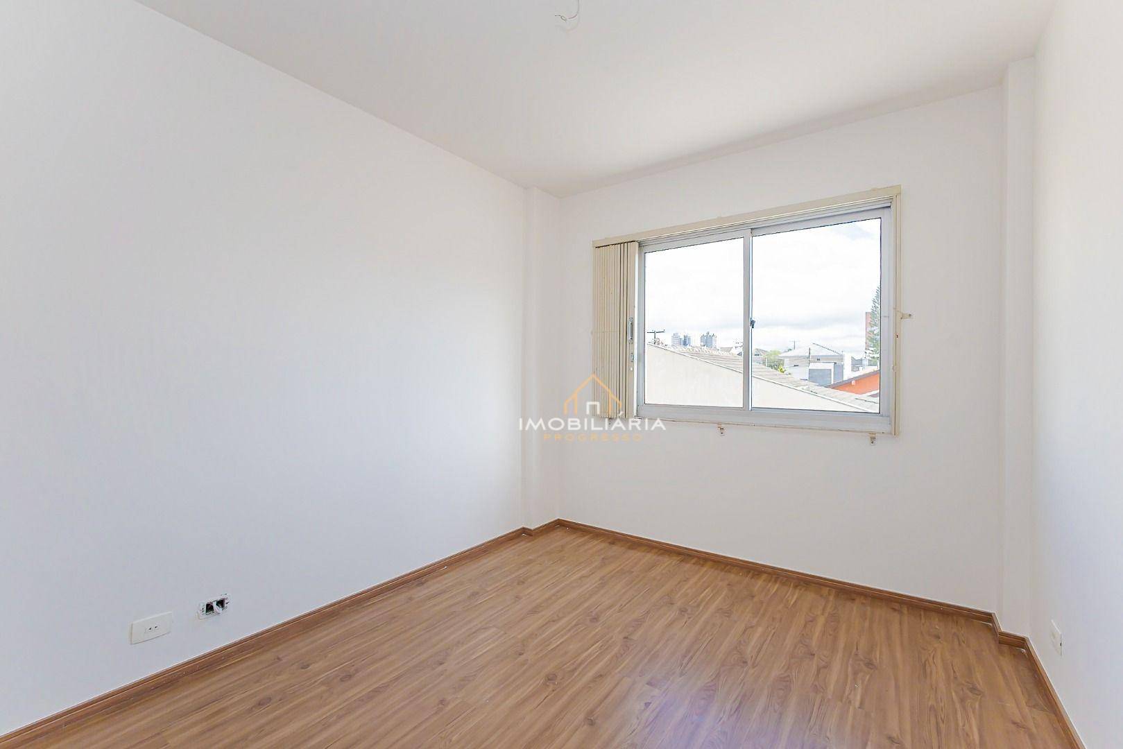 Apartamento à venda com 2 quartos, 70m² - Foto 20