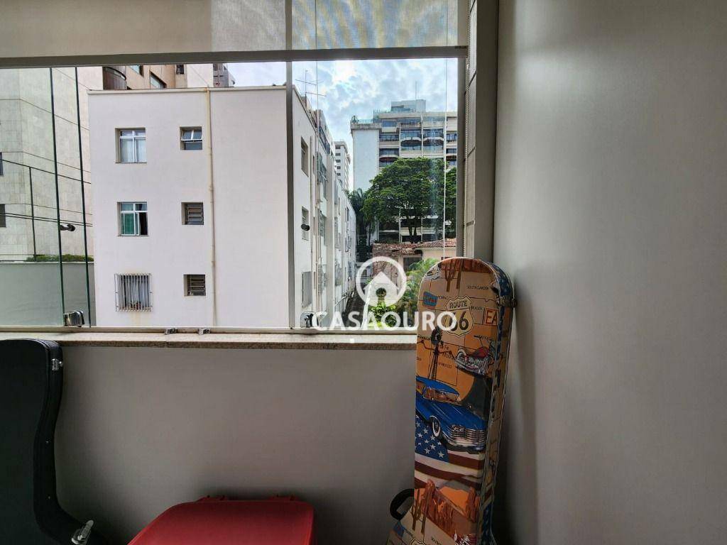 Apartamento à venda com 2 quartos, 64m² - Foto 21