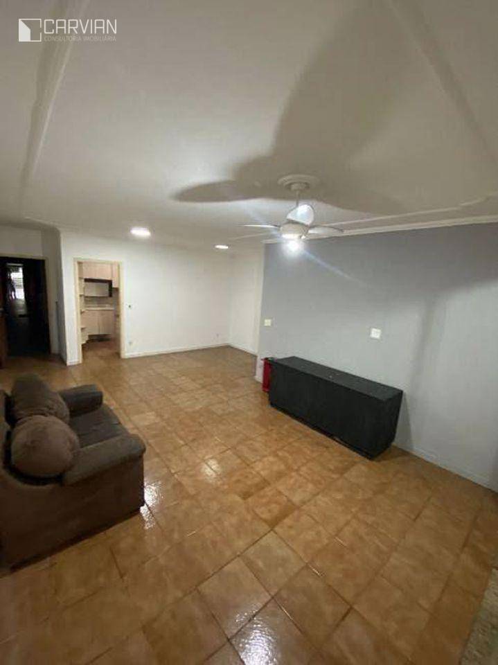 Apartamento à venda com 3 quartos, 117m² - Foto 4