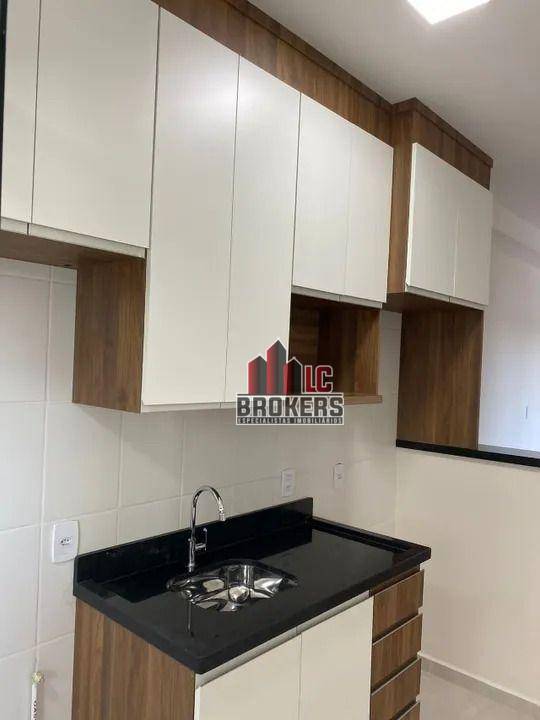 Apartamento para alugar com 2 quartos, 45m² - Foto 3