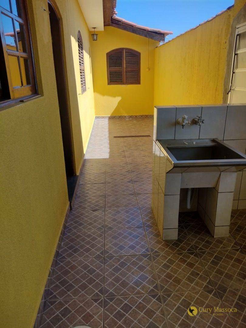 Casa à venda com 4 quartos, 300m² - Foto 10