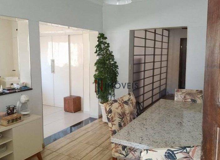 Casa à venda com 4 quartos, 280m² - Foto 3