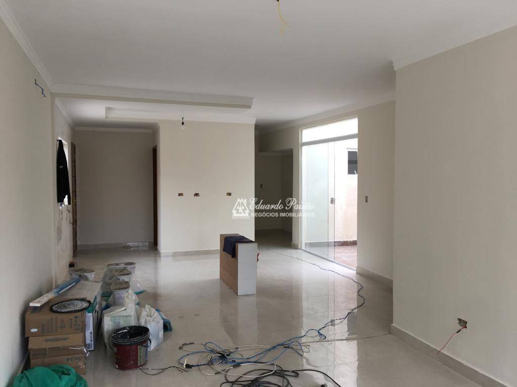 Casa à venda com 3 quartos, 155m² - Foto 18