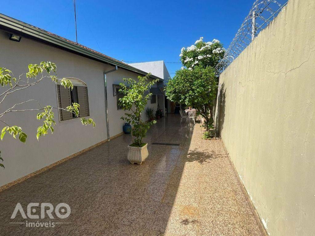 Casa à venda com 3 quartos, 128m² - Foto 53