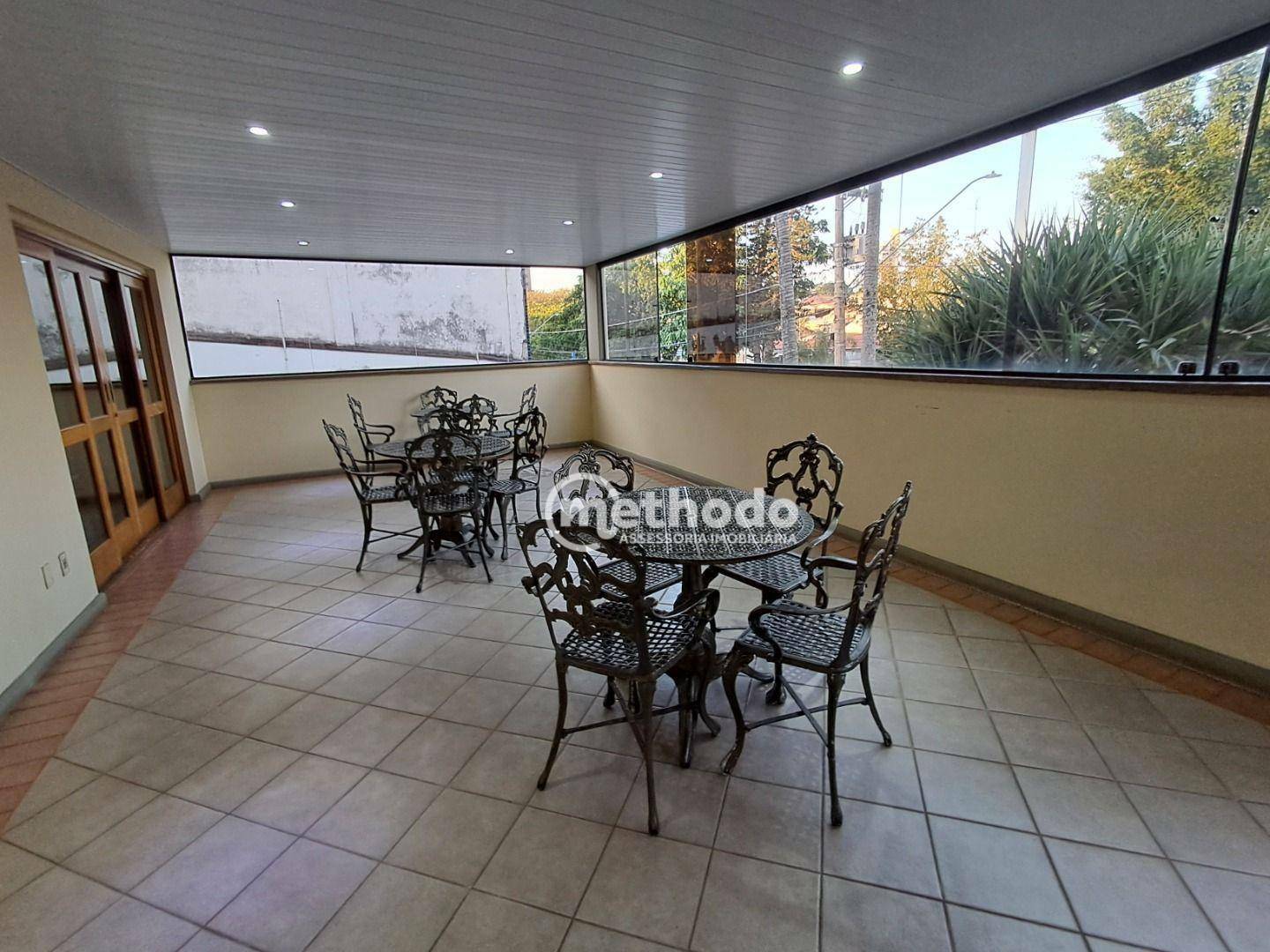 Apartamento para alugar com 2 quartos, 96m² - Foto 27