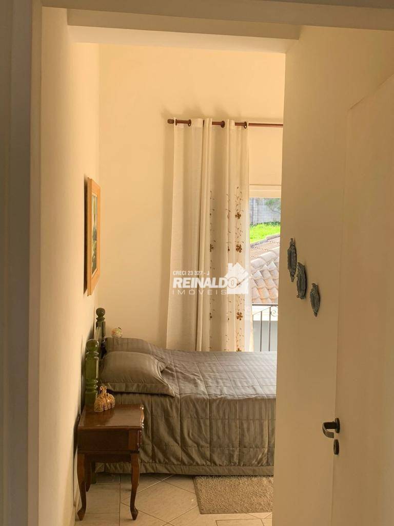 Casa de Condomínio à venda com 3 quartos, 270m² - Foto 25