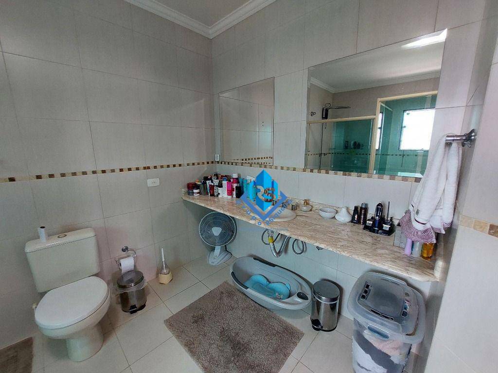 Sobrado à venda com 3 quartos, 296m² - Foto 19