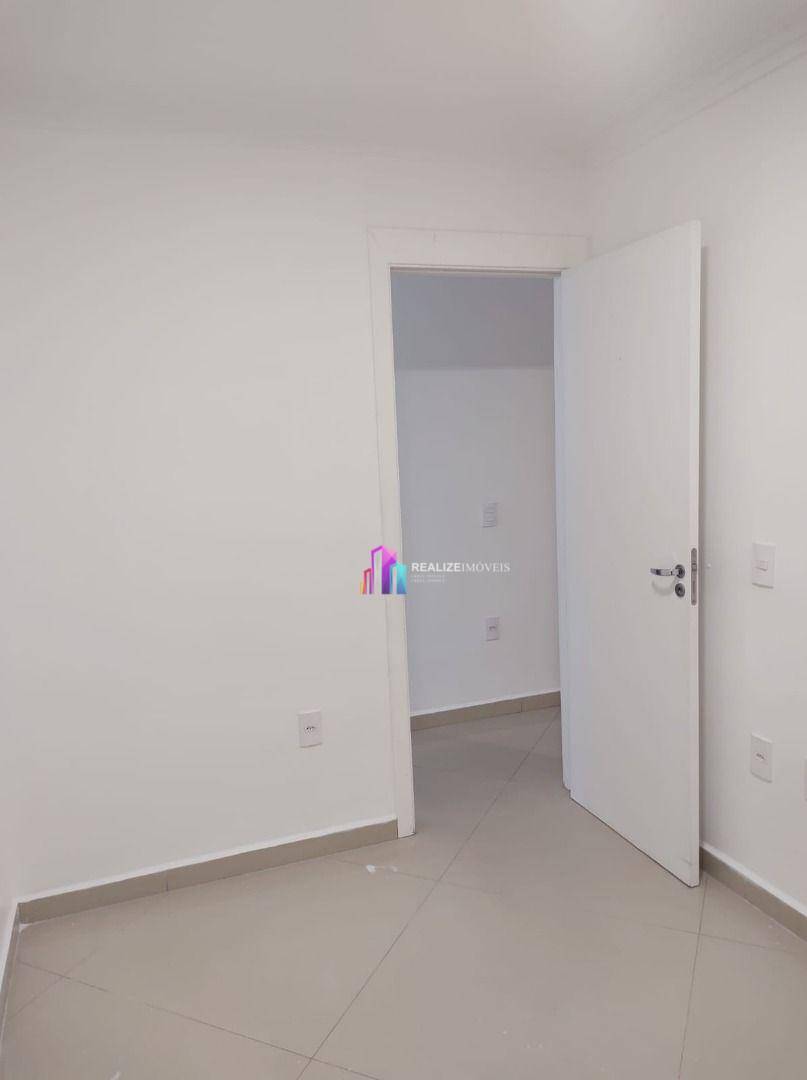 Apartamento à venda com 3 quartos, 64m² - Foto 25