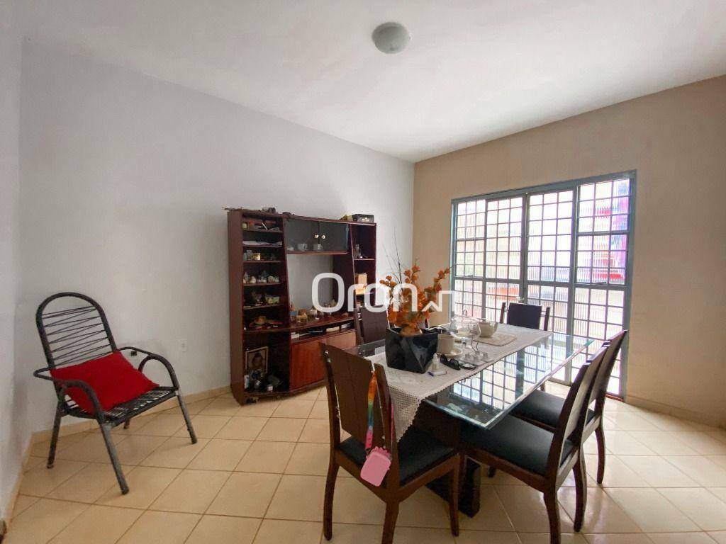 Sobrado à venda com 4 quartos, 360m² - Foto 4