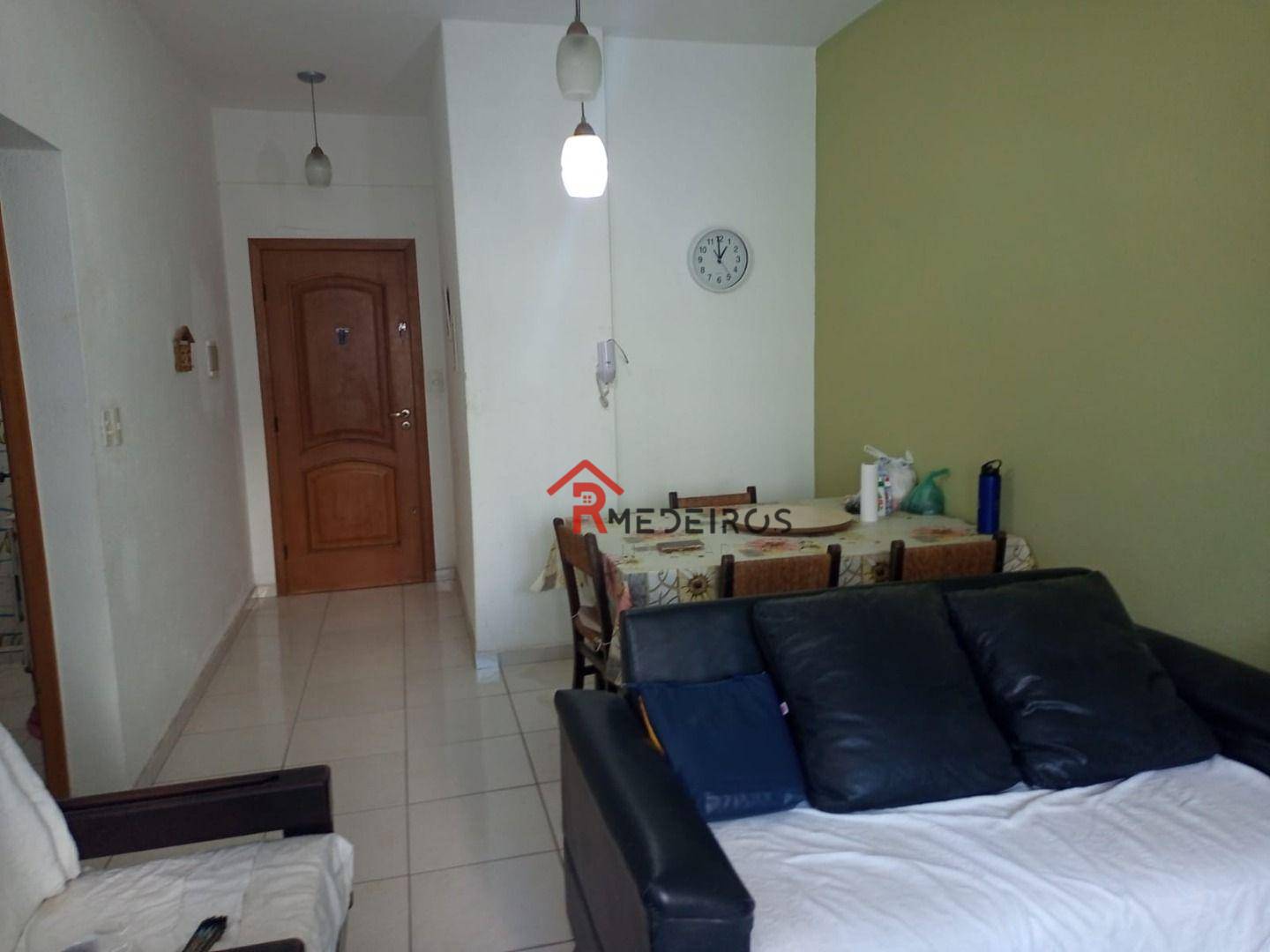 Apartamento à venda com 2 quartos, 75m² - Foto 4