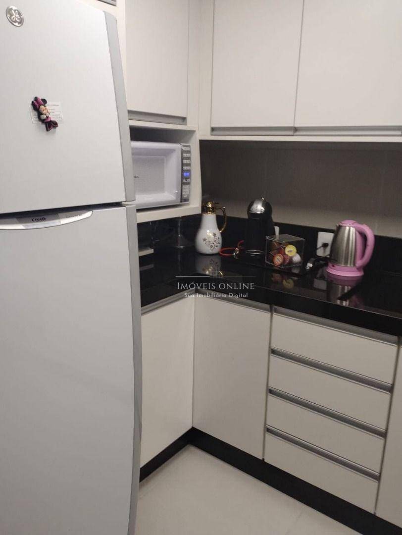 Apartamento à venda com 3 quartos, 71m² - Foto 8